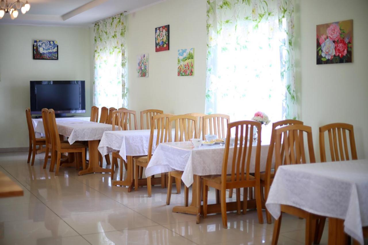 Aquamarine Inn Cholpon-Ata Bagian luar foto