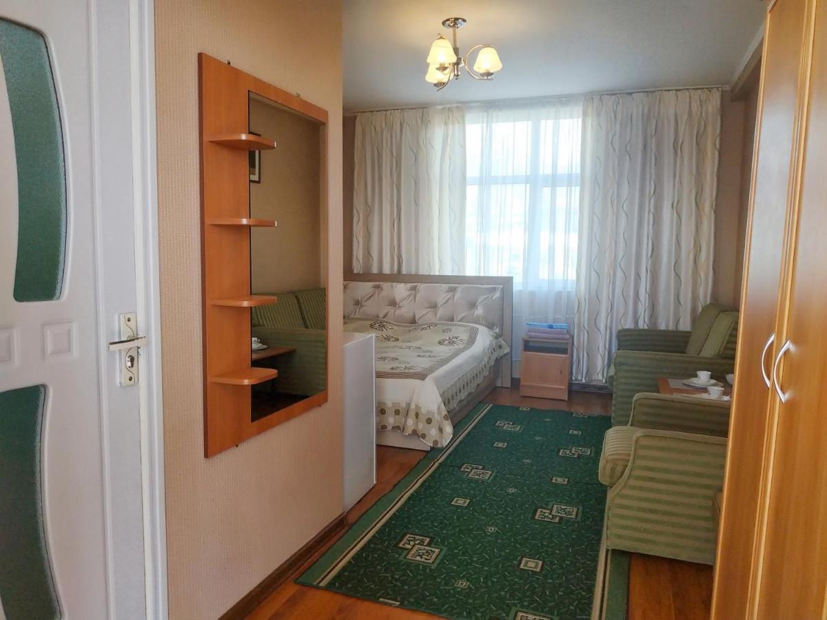 Aquamarine Inn Cholpon-Ata Bagian luar foto