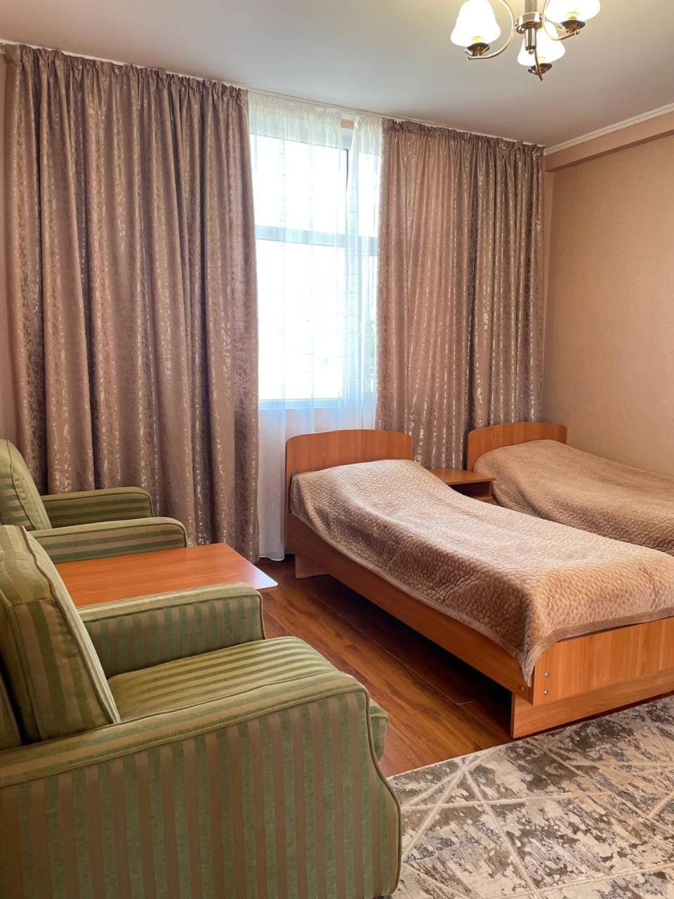 Aquamarine Inn Cholpon-Ata Bagian luar foto